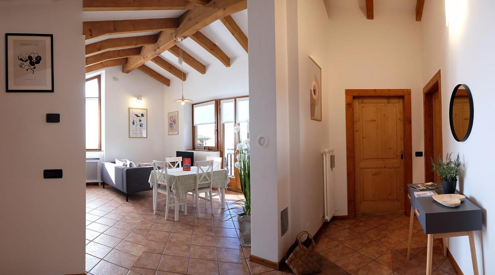 La Casa Di Athos Διαμέρισμα Tenna Εξωτερικό φωτογραφία